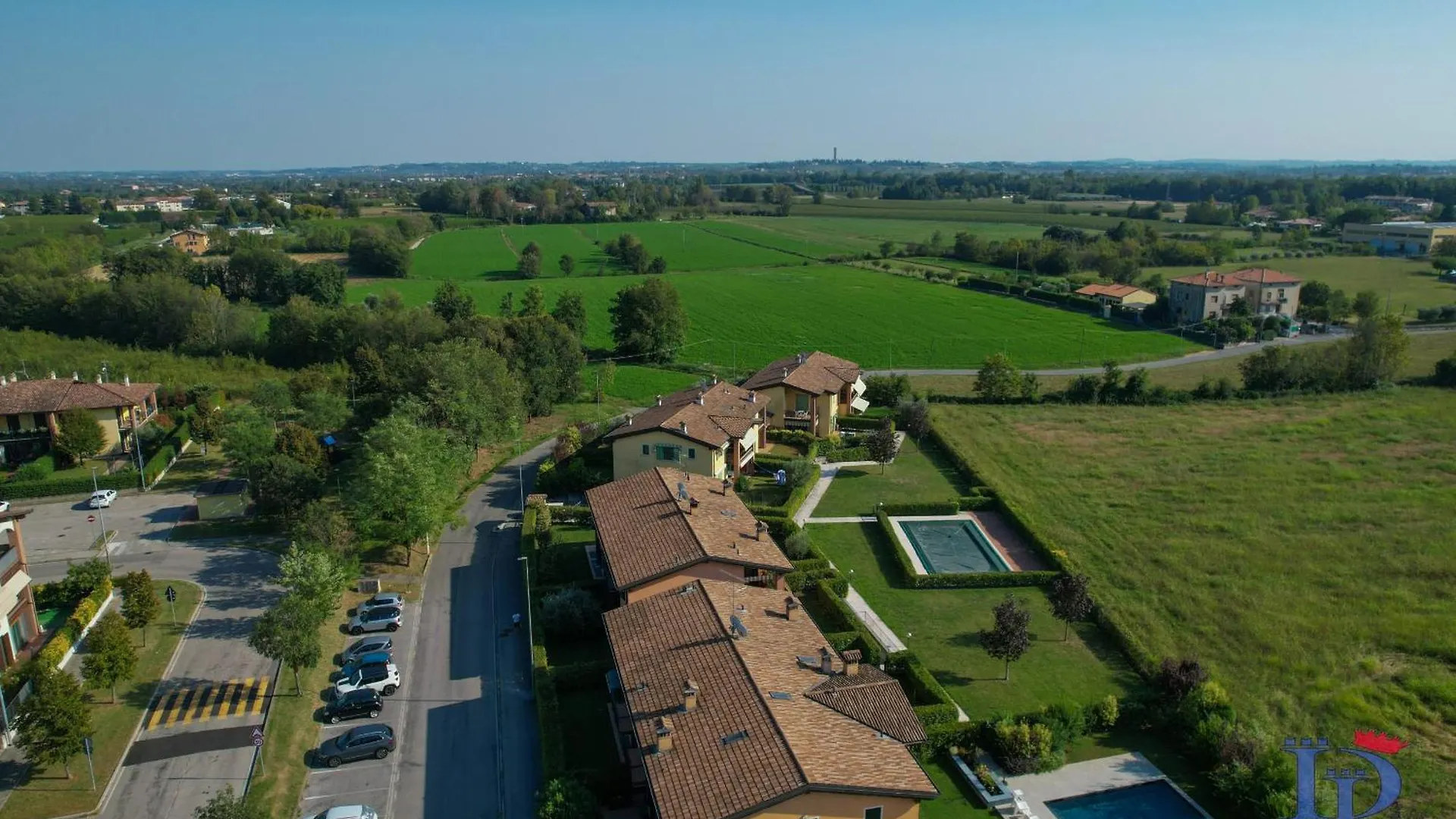 Desenzanoloft Official Partner Marriott Homes & Villas - Oasis Apartment With Garden And Pool Desenzano del Garda