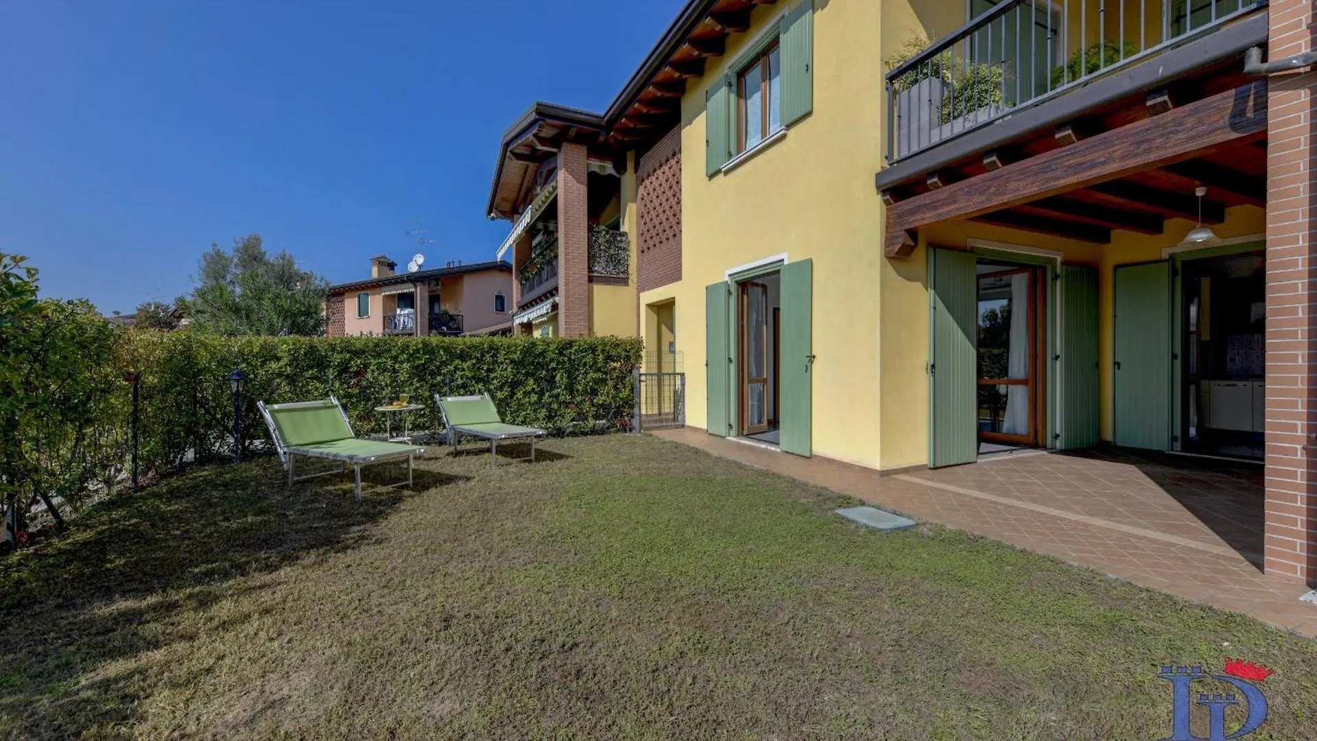 Desenzanoloft Official Partner Marriott Homes & Villas - Oasis Apartment With Garden And Pool Desenzano del Garda