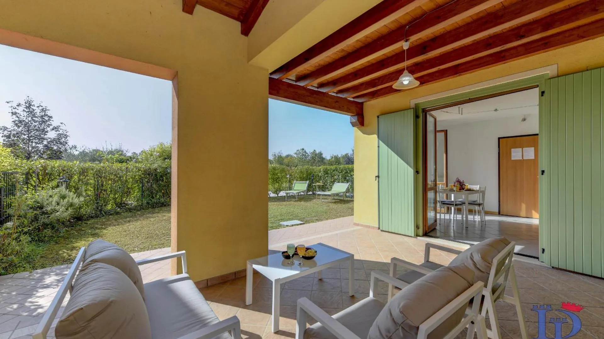 Desenzanoloft Official Partner Marriott Homes & Villas - Oasis Apartment With Garden And Pool Desenzano del Garda