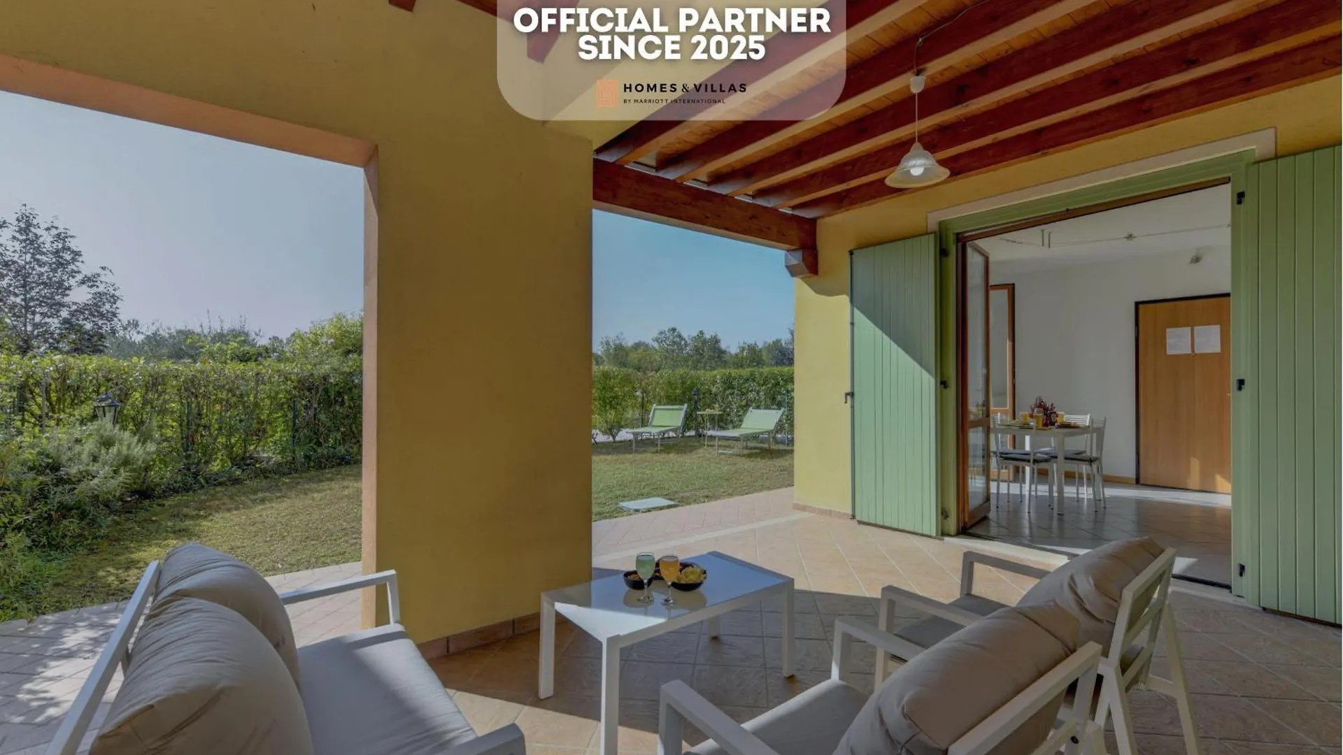 Desenzanoloft Official Partner Marriott Homes & Villas - Oasis Apartment With Garden And Pool Desenzano del Garda
